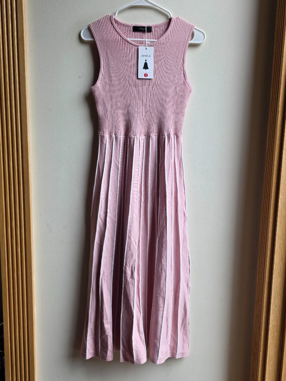 NWT ZESICA Women's Sleeveless Ribbed Knit A Line Maxi Sweater Dress Size Small